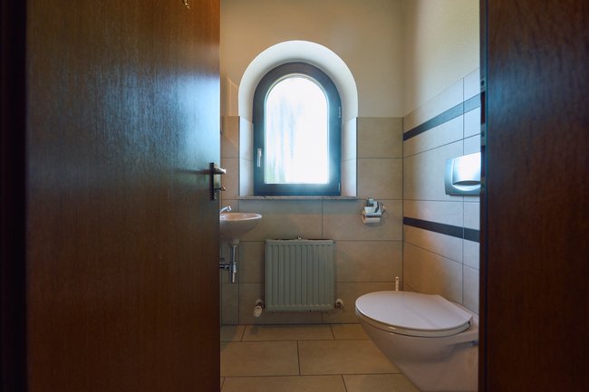 Erdgeschoss, Gäste-WC Erdgeschoss, Gäste-WC