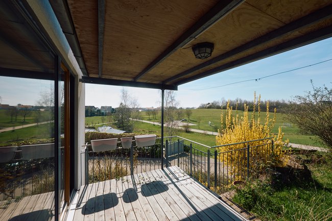 Terrasse mit Garten und Ausblick Terrasse mit Garten und Ausblick