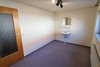 Untergeschoss, Büro - / Zimmer