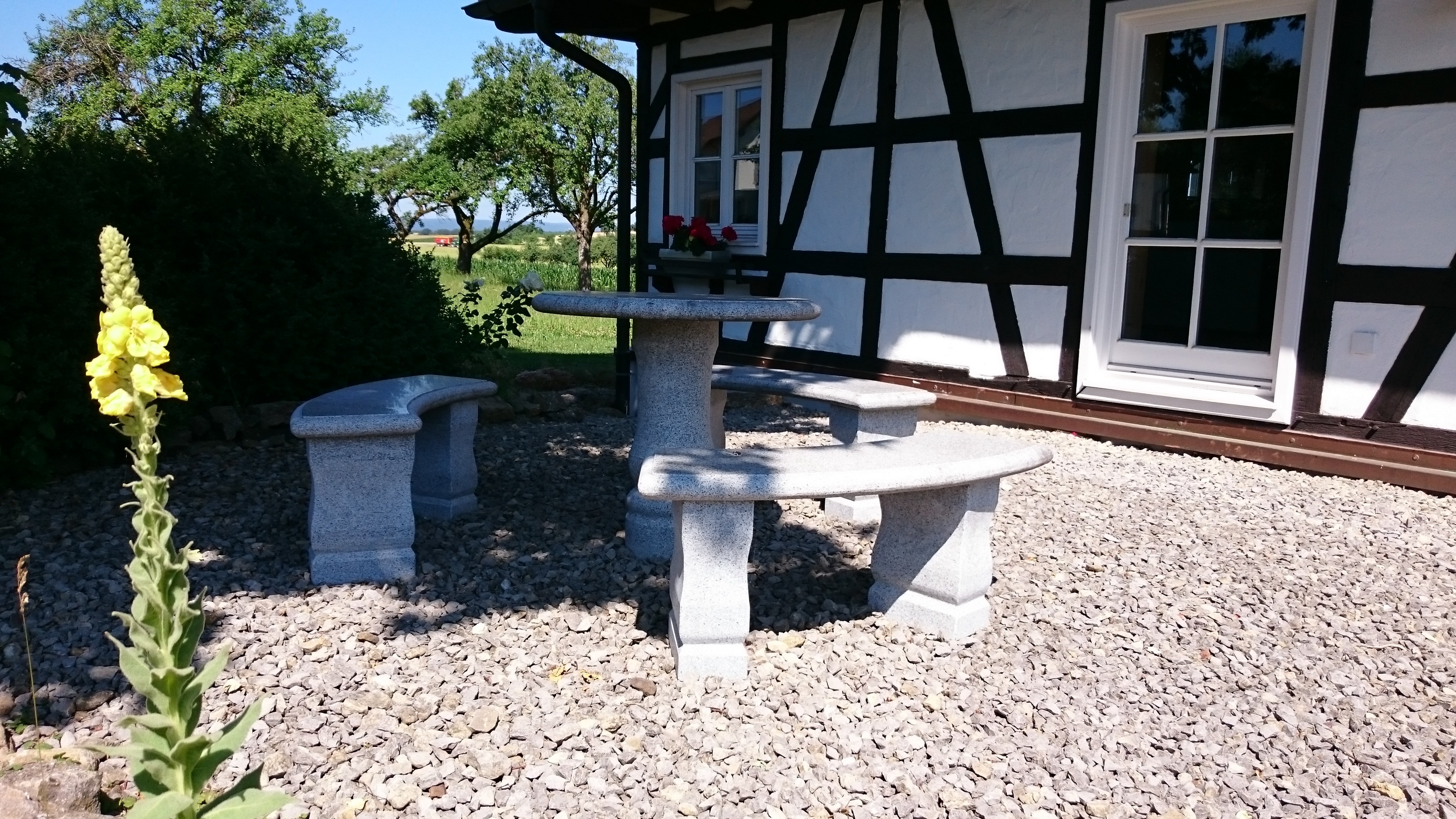 Detailansicht romantische Terrasse 