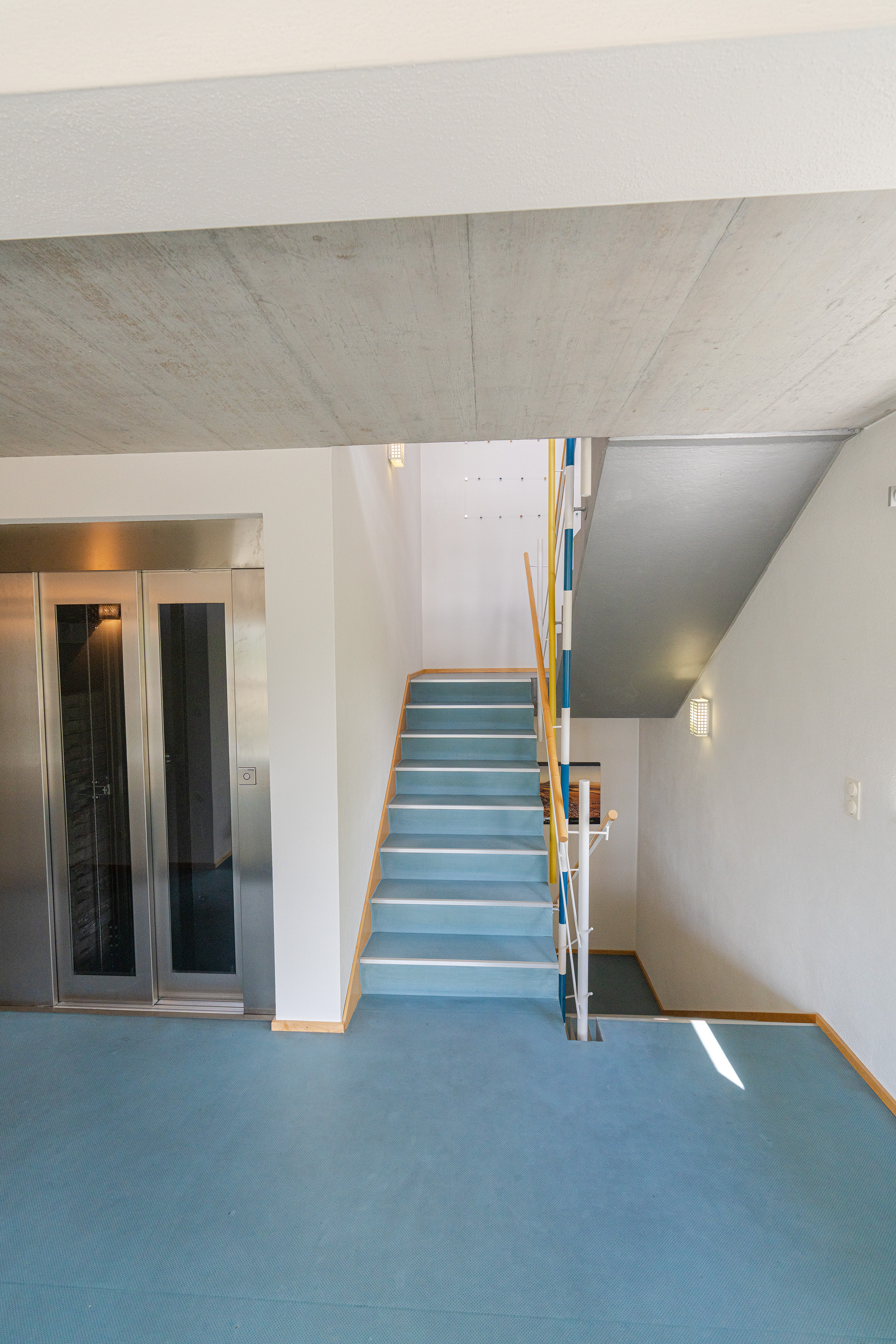 3. Obergeschoss, Flur mit Blick zum Treppenhaus 
